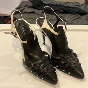 Charles David sz.8.5 Black&White Heels